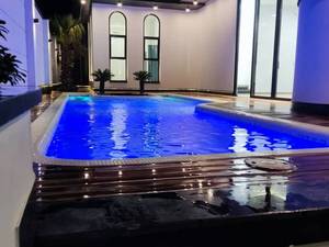 استخر روباز 