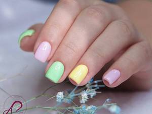 لمینت و ژلیش ناخن طبیعی
