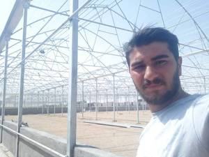 احداث و نصب گلخانه شیشه ای