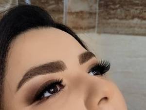 میکاپ و گریم تخصصی صورت