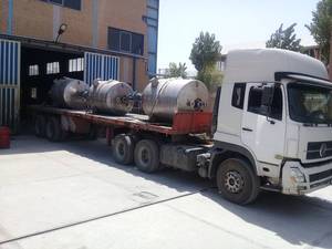 طراحی و ساخت انواع مخازن و ماشين آلات صنايع غذايي