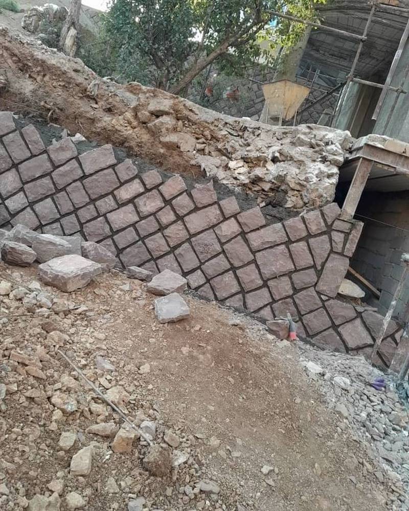 اجرای سنگ لاشه تخته ای