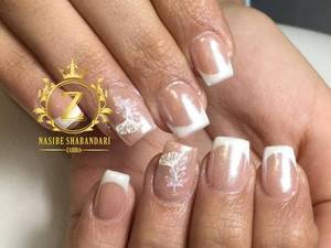 کاشت و لمینت ناخن 