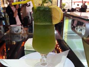 بستنی مخصوص سیمرغ