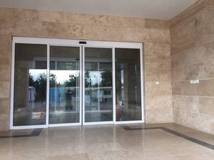 اپراتور درب شیشه ای ۴ لت در گمرک کاسپین