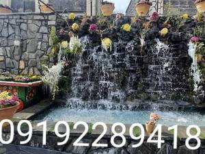 اجرای آبنمای صخره ای با سنگ لاشه 
