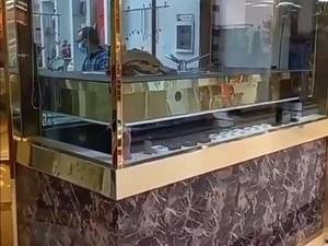طراحی و ساخت گاوصندوق آسانسوری بصورت ویترینی