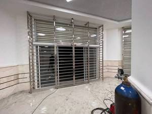 اجرای حفاظ برای پست بانک ها