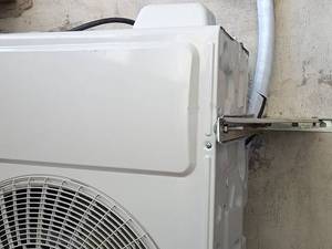 نصب اسپلیت هایسنس با گارانتی شرکتی