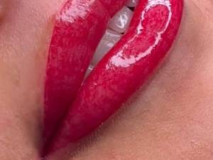 شیدینگ لب رفع نواقص و بیرنگی