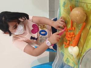 کلاس آشپزی برای کودکان
