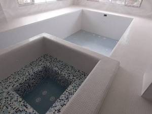 اجرای صفر تا صد استخر و جکوزی