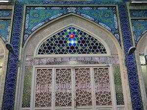 در ورودی