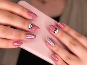 اجرای مواد کاشت روی قالب
