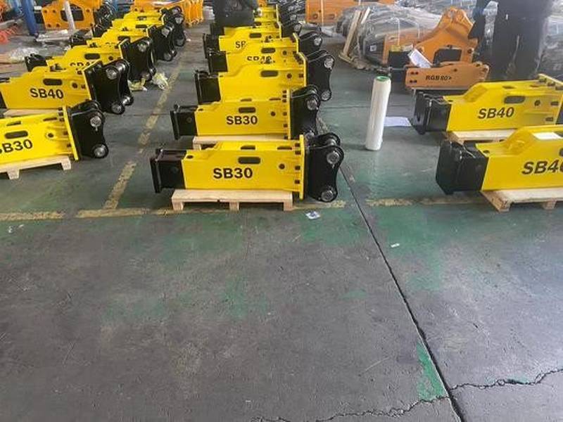 قیمت چکش هیدرولیکی مناسب برای بیلهای ۳ تن تا ۵ تن
