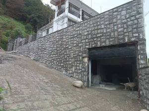 اجرای سنگ لاشه دیوار فرزی 