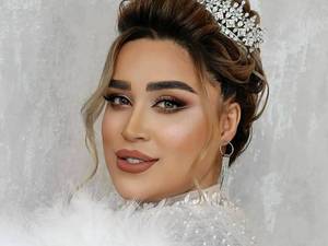 هزینه میکاپ تخصصی و شینیون عروس جدید