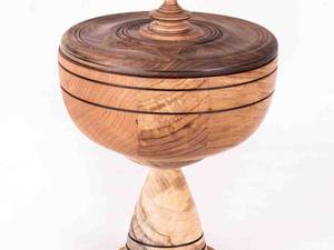شکلات خوری چوبی پایه دار