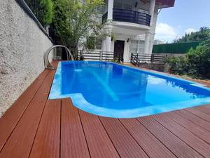 قیمت ساخت استخر فایبرگلاس (پیش ساخته)