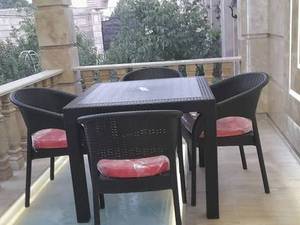 میزوصندلی پلاستیکی مناسب کافه ورستوران 