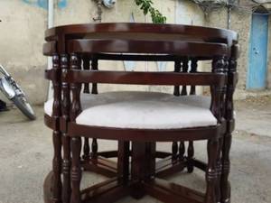 میز ناهار خوری کم جا چهار نفره طرح سنتی