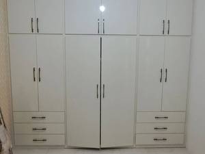 طراحی کمد دیواری ریلی ملامینه