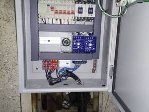 تولید و تعمیر تابلو برق استخر در تهران