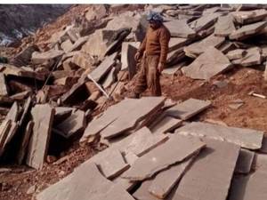 فروش سنگ لاشه و فروش سنگ مالون 