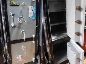 گاوصندوق دو طبقه