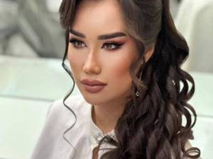 میکاپ لایت و حرفه ای
