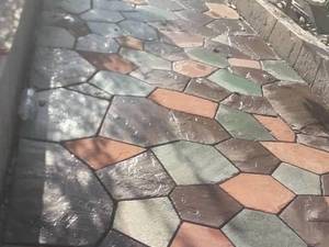 نصب سنگ لاشه و نصب سنگ مالون برای محوطه ویلا
