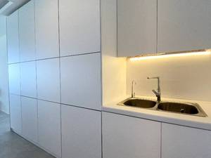 نصاب کابینت هایگلاس درسرخرود مازندارن