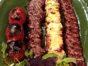 کباب وزیری و چنجه مجمع