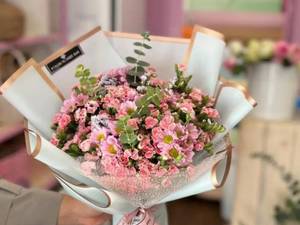 دسته گل مناسب هدیه روز ولنتاین هدیه