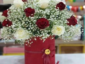 سفارش باکس گل خواستگاری در بیرجند