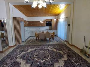 ویلای شهرکی استخردار با سند و نگهبانی ۲۴ساعته