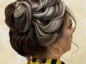 اجرای شینیون کلاسیک زیبا با قیمت مناسب در پاکدشت