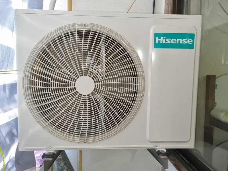 نصب اسپلیت هایسنس با گارانتی در گیلان