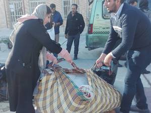 پخش غذا ببن نیازمندان
