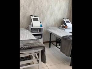 لاغری موضعی برا RF و كويتيشن در کلینیک لاغری نیوشا