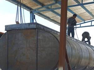 ساخت کپسول تریلر نفت کش سی و شش هزار در کرمانشاه 