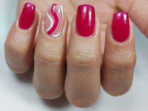 هزینه کاشت و ژلیش ناخن در انزلی