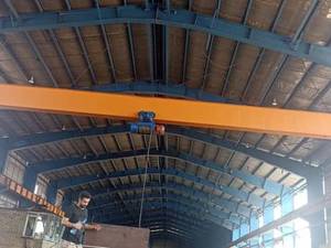 نصب و راه اندازی انواع جرثقیل کارگاهی