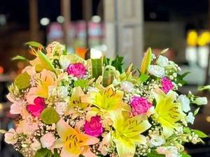 سفارش باکس گل در بیرجند
