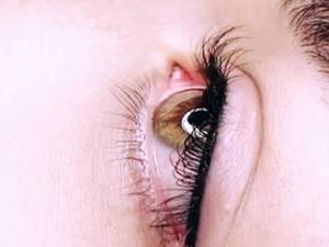مرکز آرایش دائم خط چشم