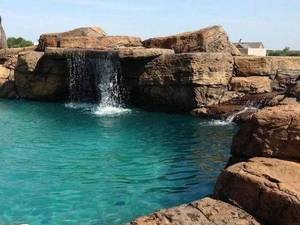 سازنده استخرهای ساحلی در کردان