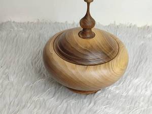 خرید و قیمت شکلات خوری پایه دار 