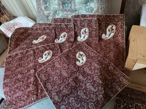 توی سینی ترمه دوزی سایز متوسط