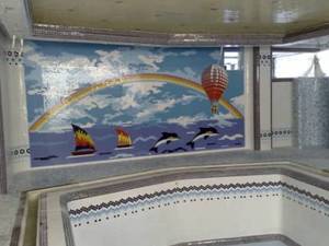 کاشی مینیاتوری طرح سنتی برای استخر