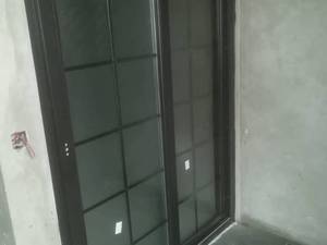 خرید پنجره  دور و مشکی در چالوس